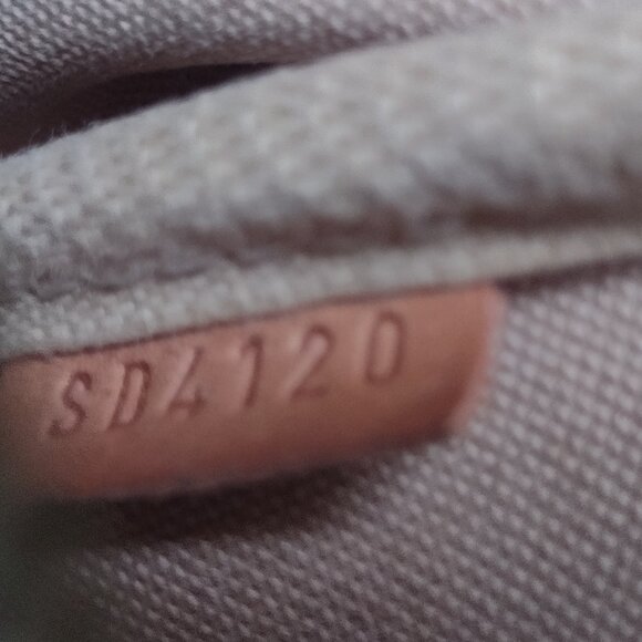 💙Beautiful Louis Vuitton Eva Azur Full Set💙 - Picture 8 of 12